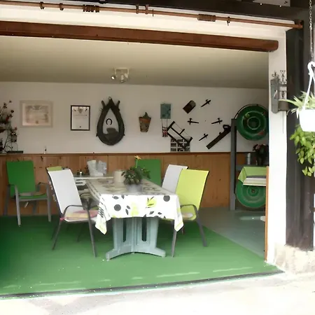 Chaleureux A Avec Terrasse Couverte Апартаменты *
