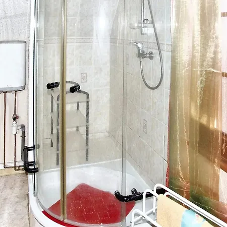 Chaleureux A Avec Terrasse Couverte *